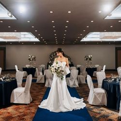 【衣装着放題プランで安心】憧れドレス見学&カタログ贈呈×試食