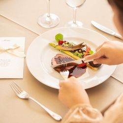 【6名~挙式＋会食プラン】衣装＆8大特典付♪少人数W＆会場見学