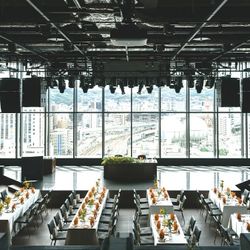 【会場重視】1日1組の貸切ウェディング×最先端ライブ会場体験