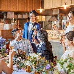 〔挙式＋会食検討の方におすすめ〕挙式当日の写真やカラードレスがお得に♪挙式日はいつでもOK◎