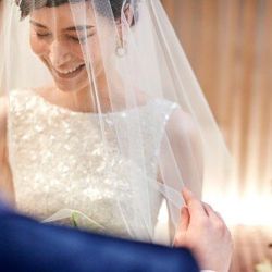 【77,000円→38,500円】基本挙式半額のチャンス！小さな結婚式25周年記念フェア｜お得に理想のウェディングを叶えよう