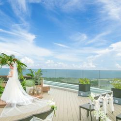 【当ホテル1番人気】3月来館限定*結婚式料プレゼントキャンペーン*ステーキ付ランチ試食×持込自由！コストを抑えてこだわり抜く「1日1組限定」のリゾート婚*リアル見積もりで安心相談会