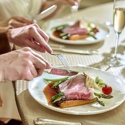 【料理重視の方必見】グループ総料理長自慢の厳選食材を使用した和洋折衷の豪華試食*+