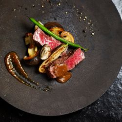 【11/29限定】特選黒毛和牛フィレ*純白チャペル&緑溢れる邸宅