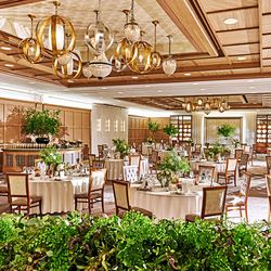 【平日でも試食付】安心の開放感！最大250名大人数Wフェア