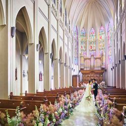 卒花人気◆月イチBIG*最大150万優待◆ステンドグラス大聖堂の感動挙式体験×豪華3万試食*