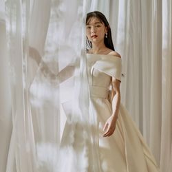 【火曜限定】ドレス試着×スイーツ試食付きフェア