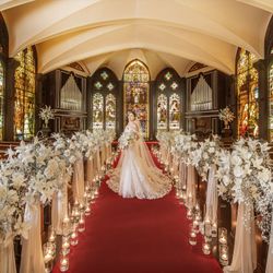 セント・ラファエロチャペル御堂筋のカバー写真