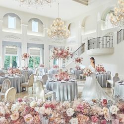 【金曜限定*花嫁憧れ体験】ドレス2着無料！ドレス試着×豪華試食