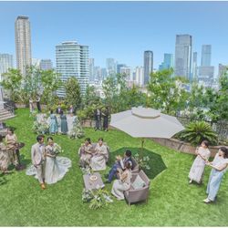 《青空と緑感じる地上55ｍの絶景ガーデン》開放的な空間でゲストと笑顔溢れる1日が叶う＊黒毛和牛4万試食付き