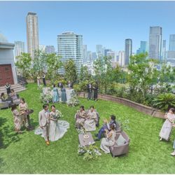 《青空と緑感じる地上55ｍの絶景ガーデン》開放的な空間でゲストと笑顔溢れる1日が叶う＊黒毛和牛4万試食付き