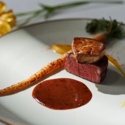 【GW限定】最大10万円当たる◆絶景チャペル×黒毛和牛試食＜Wedding News限定特典有＞