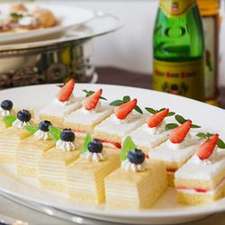 ホテルアンビア松風閣の料理・ウェディングケーキ写真10枚目