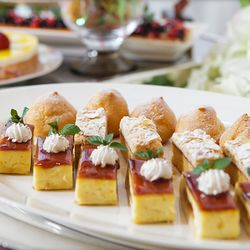 ホテルアンビア松風閣の料理・ウェディングケーキ写真9枚目