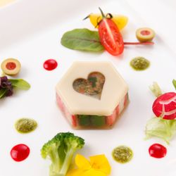 ホテルコンコルド浜松の料理・ウェディングケーキ写真11枚目