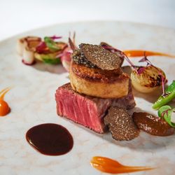 【三ツ星シェフ監修】厳選和牛*7品4万試食×150万特典＆2万gift