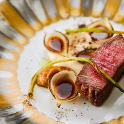 1組限定【会場貸切ご見学】特撰牛コース豪華試食＆模擬挙式♪