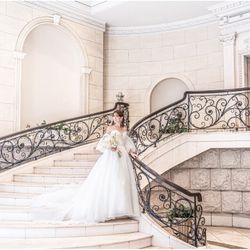 ＼記憶に残る空間美＆絶景屋上ガーデン／骨格診断でお似合いドレスを紹介◇黒毛和牛＆オマール4万試食で美食を堪能！