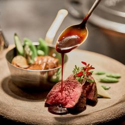 【料理重視◎】受賞歴シェフが創る特選牛フォアグラ*料理演出付