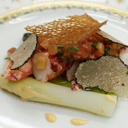 ヌーヴォサンスの料理・ウェディングケーキ写真9枚目