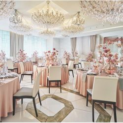 【愛され花嫁*フル体験♪】大聖堂×卒花人気演出＆絶品試食付き