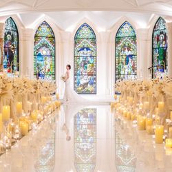 《花嫁憧れのステンドグラス大聖堂》スワロフスキー煌めく会場×美食*黒毛和牛4万試食◇骨格診断＆お似合いドレス提案