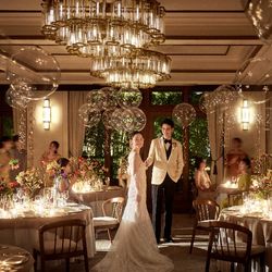 WeddingNews限定BIG★《貸切会場見学》リニューアルした感動のチャペル入場×ドレス見学豪華試食を堪能★レストランペア食事券プレゼント♪イセエビ×和牛の豪華9品コース試食【料理や装花等最大120万特典付き】