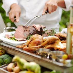 緑豊かなガーデンW×グリルビュッフェ演出体験＊Amazonギフト1万