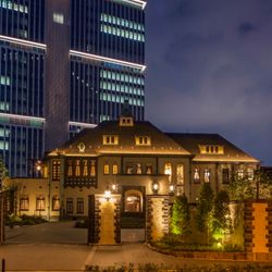 【夜の贅沢】ライトアップされた洋館へ。夜景×試食フェア