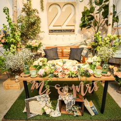 CAFE&WEDDING 22の会場装飾写真1枚目