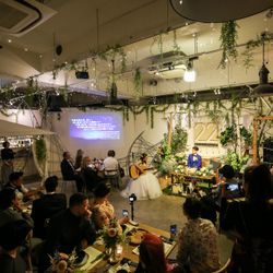 CAFE&WEDDING 22の披露宴会場・演出写真5枚目