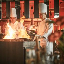 【*木曜日限定フェア*】全館開放×シェフおすすめの飛騨牛試食☆