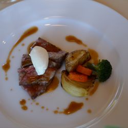 ルミエールワイナリーの料理・ウェディングケーキ写真12枚目