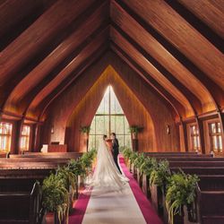 GW限定【教会口コミ1位】120万優待×ドレス＆タキシード50%オフ×Google口コミ4.7高評価！豪華2万コース試食×緑溢れる独立型チャペル