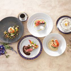 【年に一度！平日試食付】ついに完成！チャペル装飾リニューアル記念★最大120万円優待＆ペア4万円相当豪華コース試食