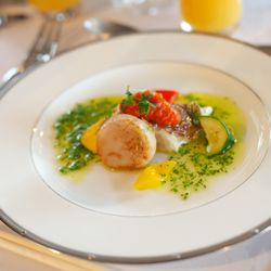 横浜市イギリス館の料理・ウェディングケーキ写真5枚目