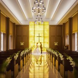 【2月1日より新プランご案内】 オークラ伝統の逸品試食×2つのチャペルとコーディネートを巡る館内ツアー