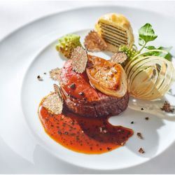 《料理重視★4万美食体験》駅直結*大聖堂×150万優待&アマギフ2万