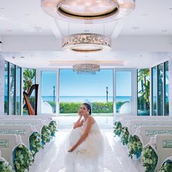 ザ・モアナチャペルの挙式会場・演出写真3枚目