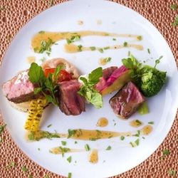 残▲おもてなし重視派《和牛×オマール海老試食》地上110m絶景体感