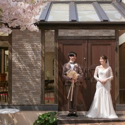 桜満開★【1件目見学で挙式プレゼント！】光×緑×邸宅のチャペル見学