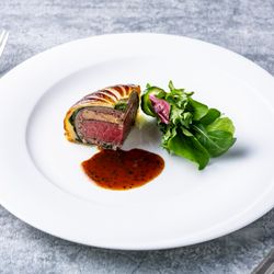 残席わずか【4/29限定】ドラマチックなステージとランウェイを体験*国産牛フィレ試食×チャペル見学×絶景会場体験フェア