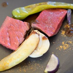 Makaino FARM Weddingの料理・ウェディングケーキ写真1枚目