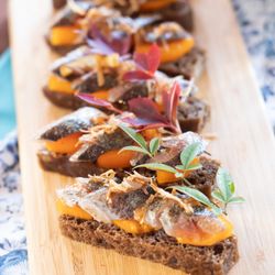 Restaurant L'OASIの料理・ウェディングケーキ写真6枚目