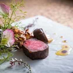 ＼日曜限定／好評の和牛試食×駅1分×ドレス見学★最大80万特典