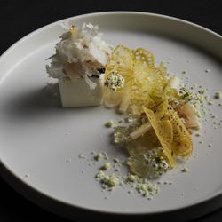 平日用【少人数婚ご検討の方】モダン建築×星付試食×貸切体験