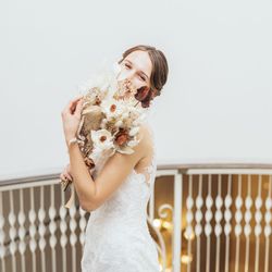 【平日限定】最旬ドレス試着&見学もOK◎先取り花嫁体験付相談会×憧れ大聖堂挙式体験！最大128万円特典付き