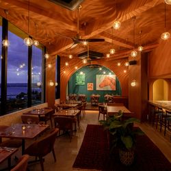 【クイックオンライン相談会】約1時間｜見積りと空き状況含むリアルウェディング紹介