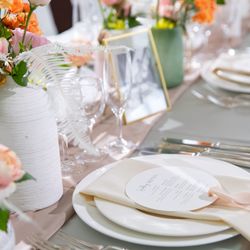 【初見学の花嫁におすすめ】丁寧相談×試食体験×新作ドレス試着