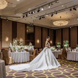 【平日BIG】組数限定♪人気ビュッフェ付★最新ドレス試着フェア